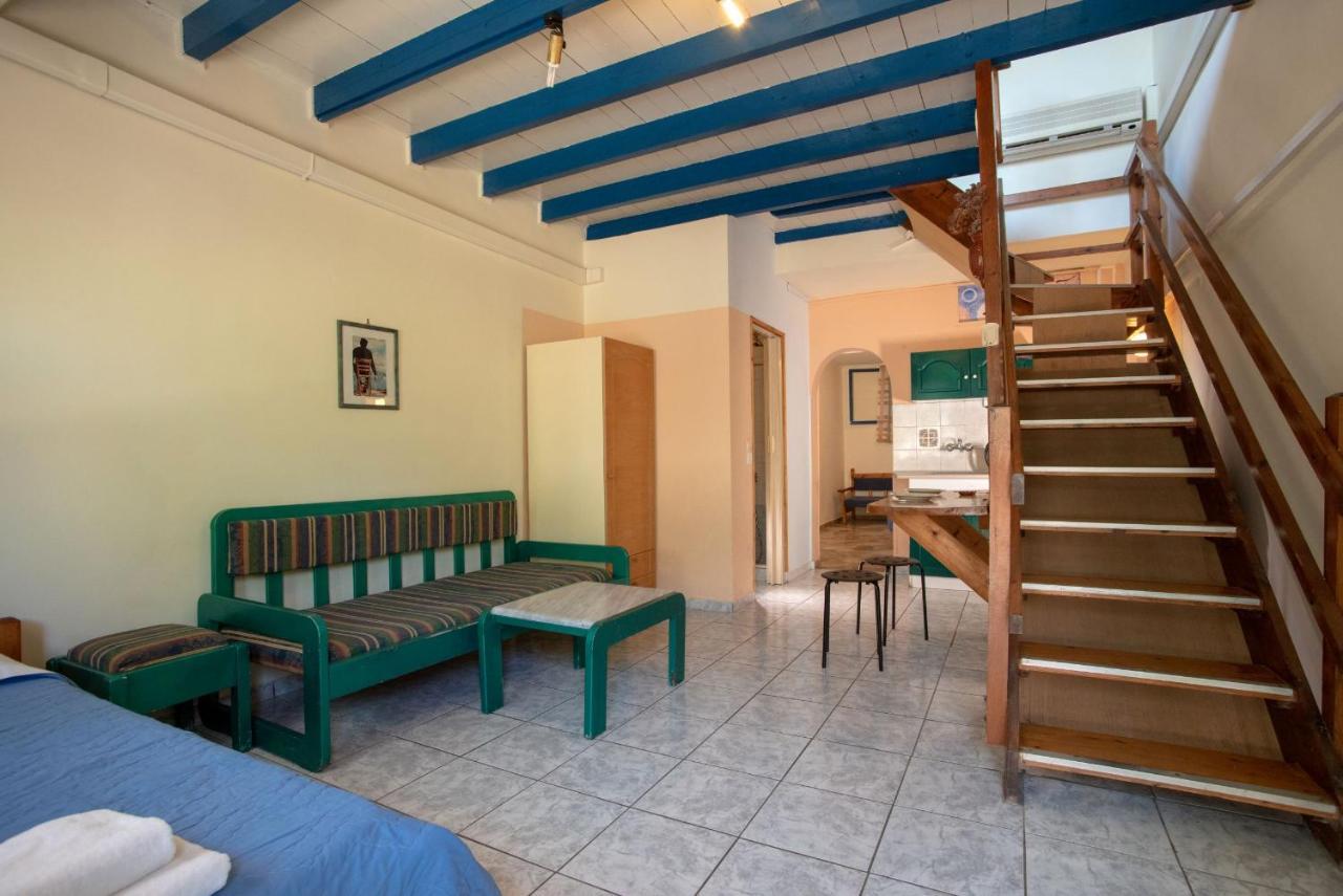 Kleoni Club Apartments Tolón Exteriér fotografie