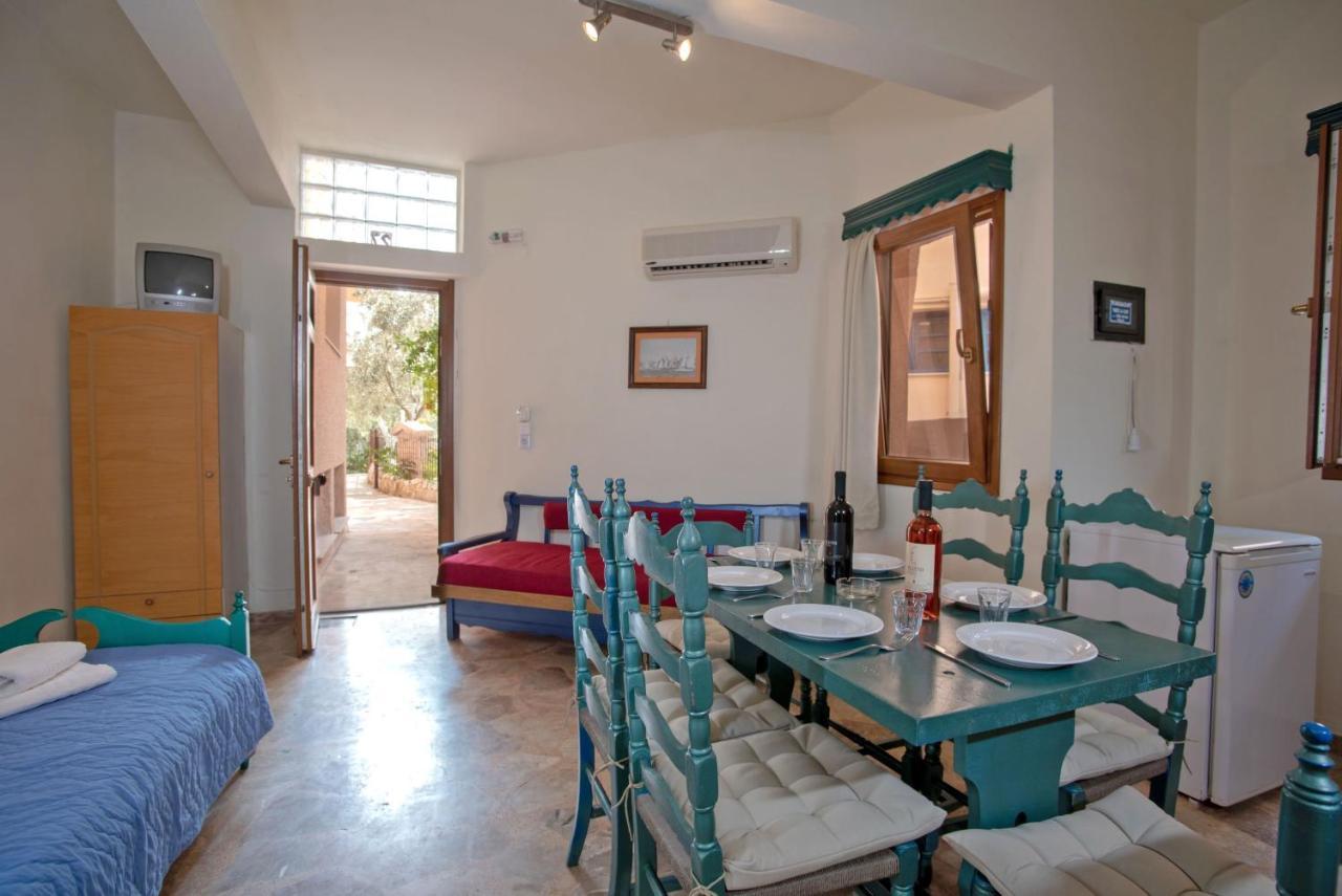 Kleoni Club Apartments Tolón Exteriér fotografie