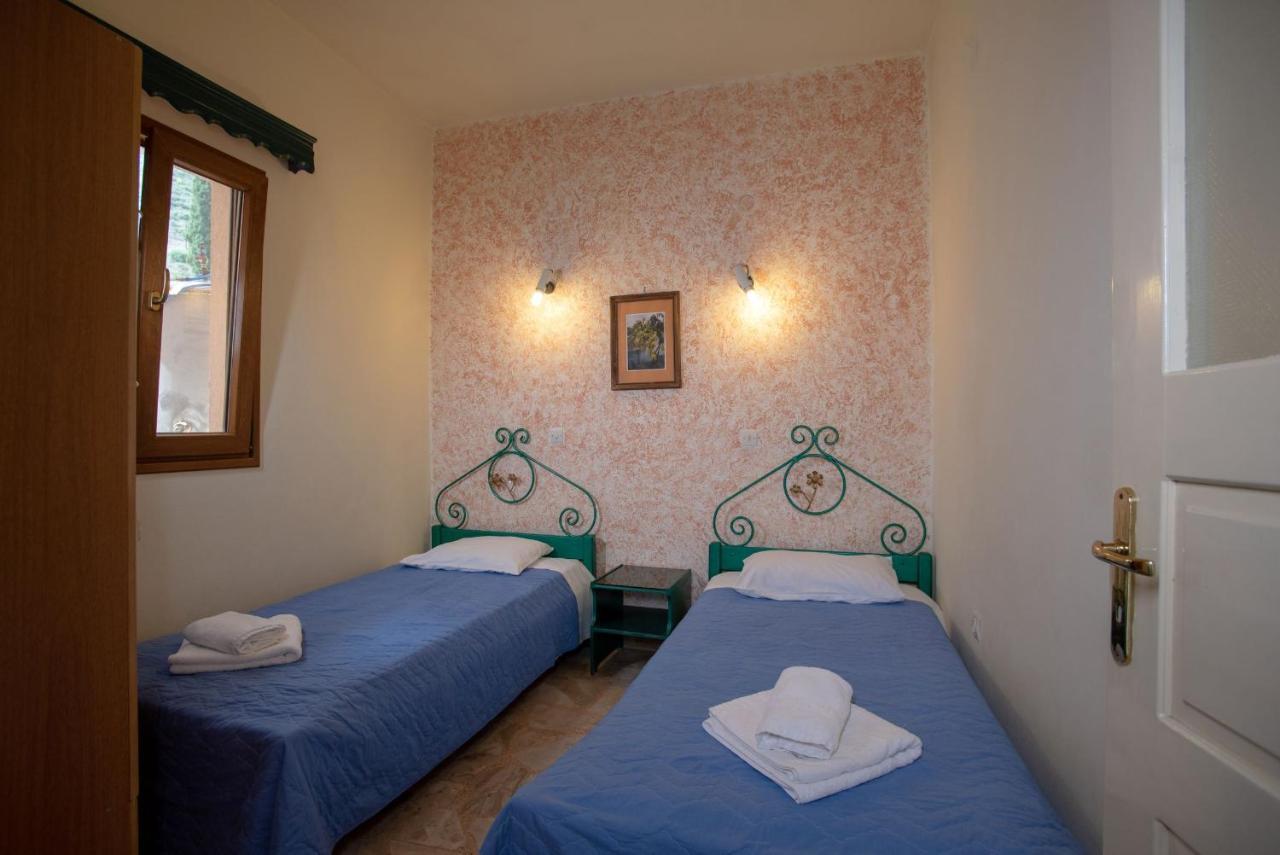 Kleoni Club Apartments Tolón Exteriér fotografie